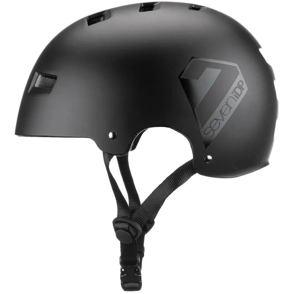 7 iDP M3 Helmet - Black