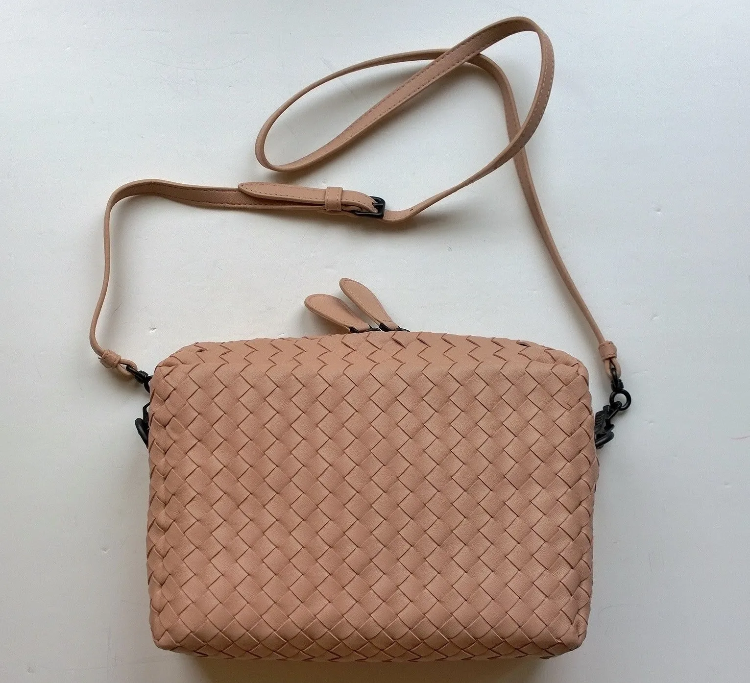 Bottega Veneta Light Pink Beige Leather Woven Purse with Crossbody Strap Bag