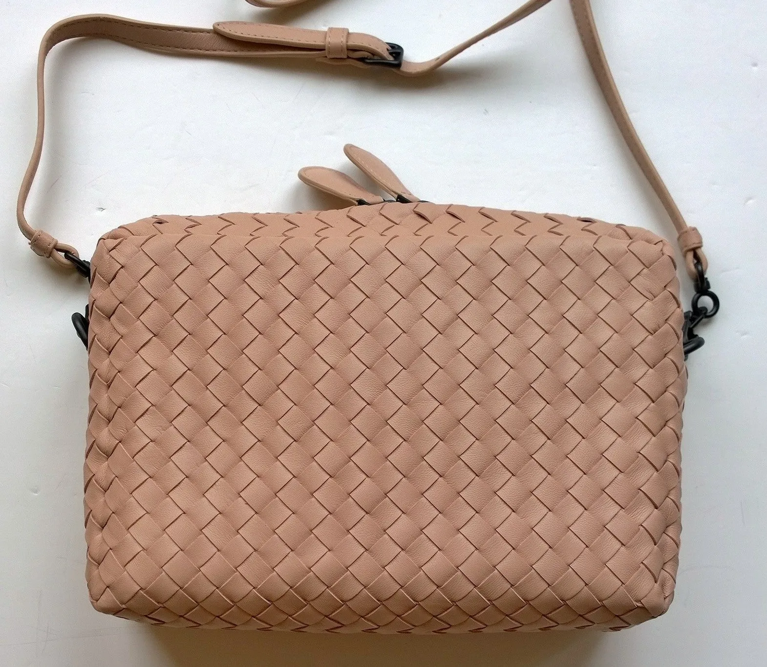 Bottega Veneta Light Pink Beige Leather Woven Purse with Crossbody Strap Bag