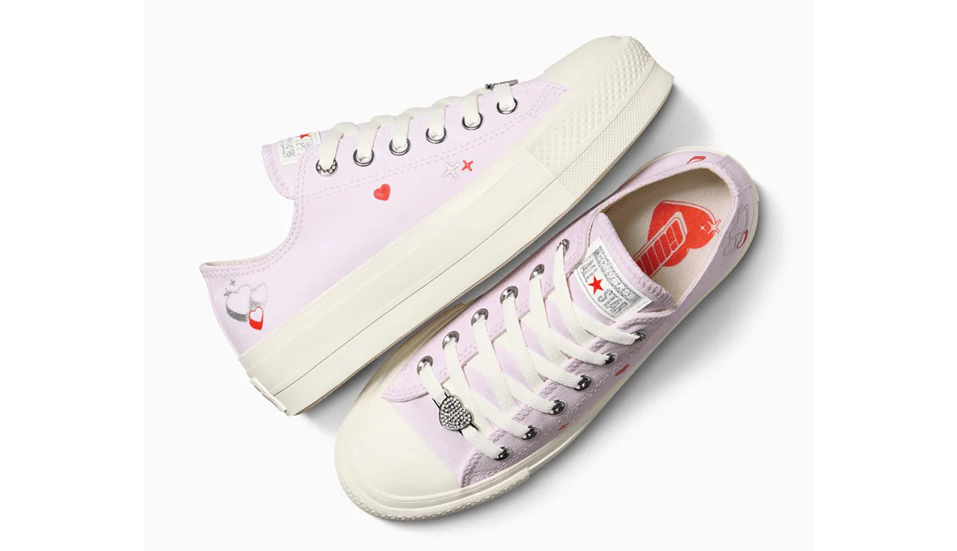 Converse Chuck Taylor All Star Lift Platform Y2K Heart