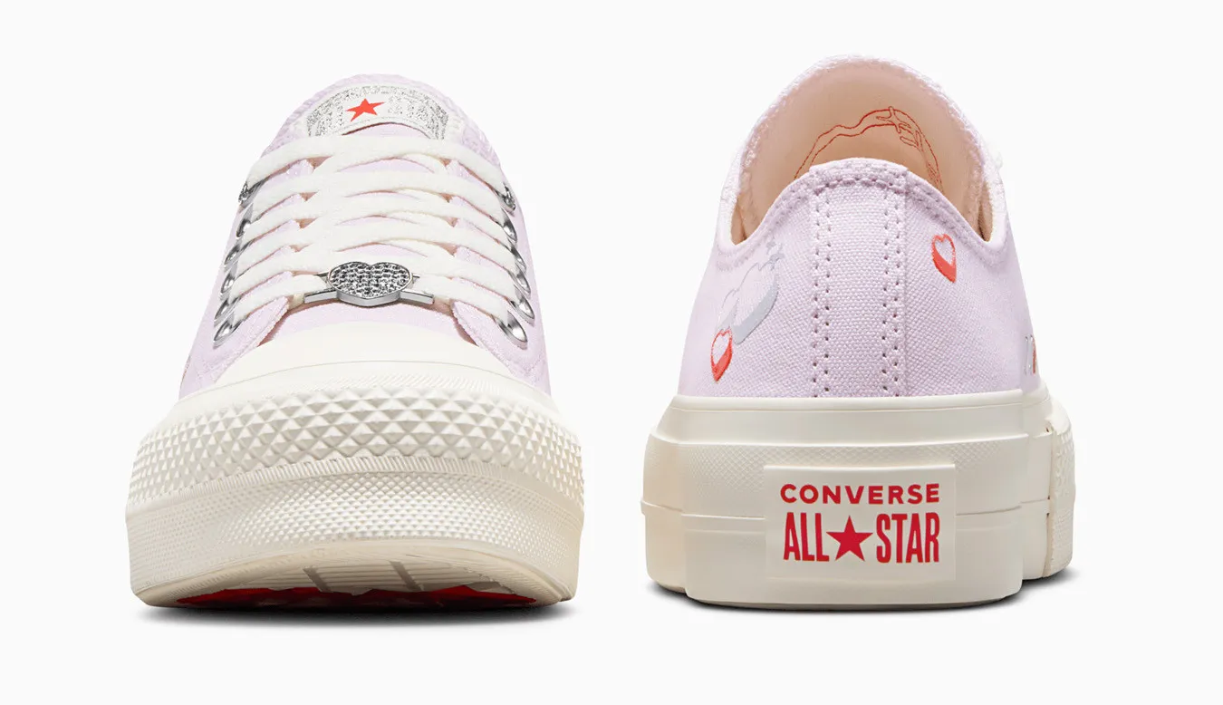 Converse Chuck Taylor All Star Lift Platform Y2K Heart