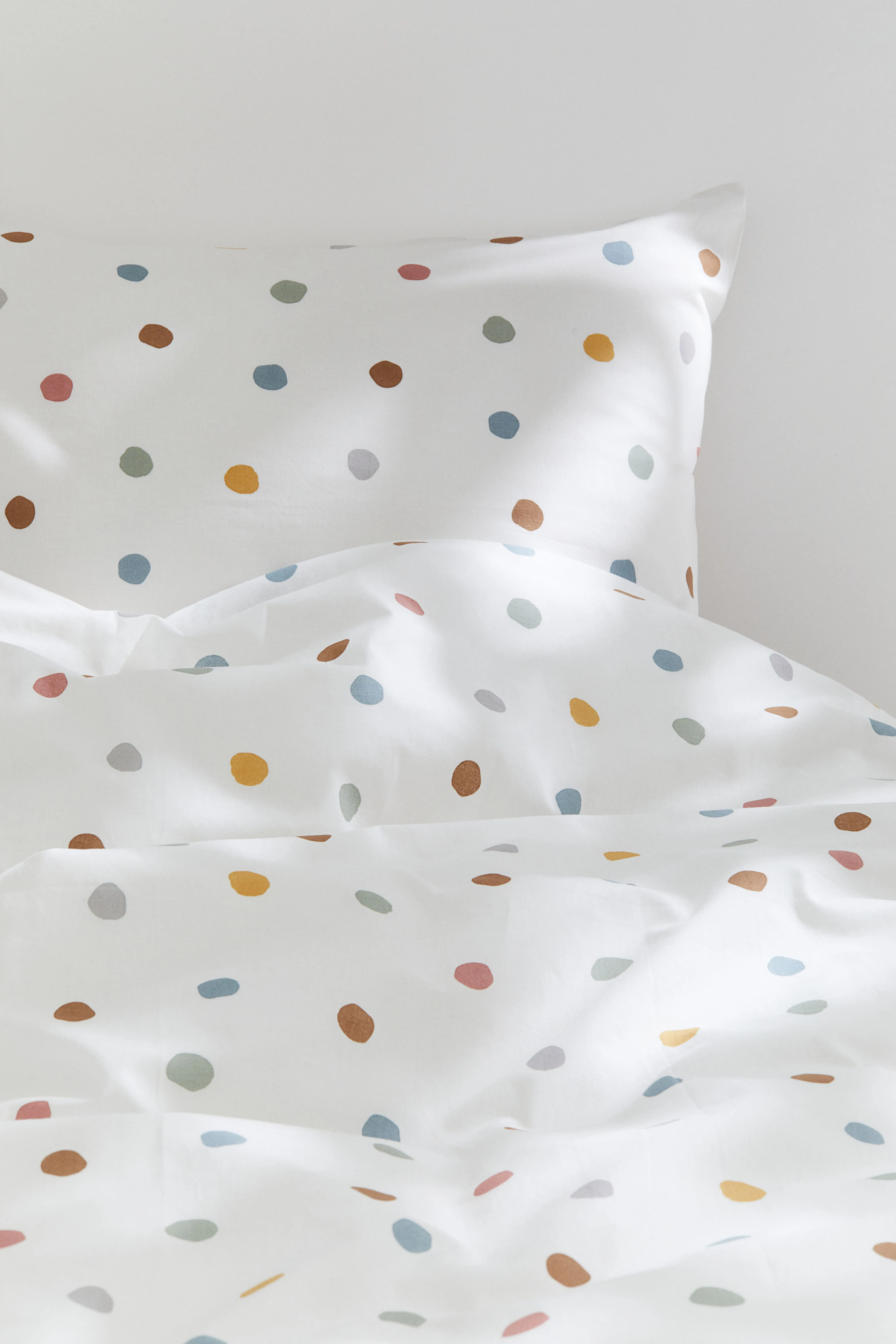 Cotton single duvet cover set - White/Spotted - Home All | H&M GB