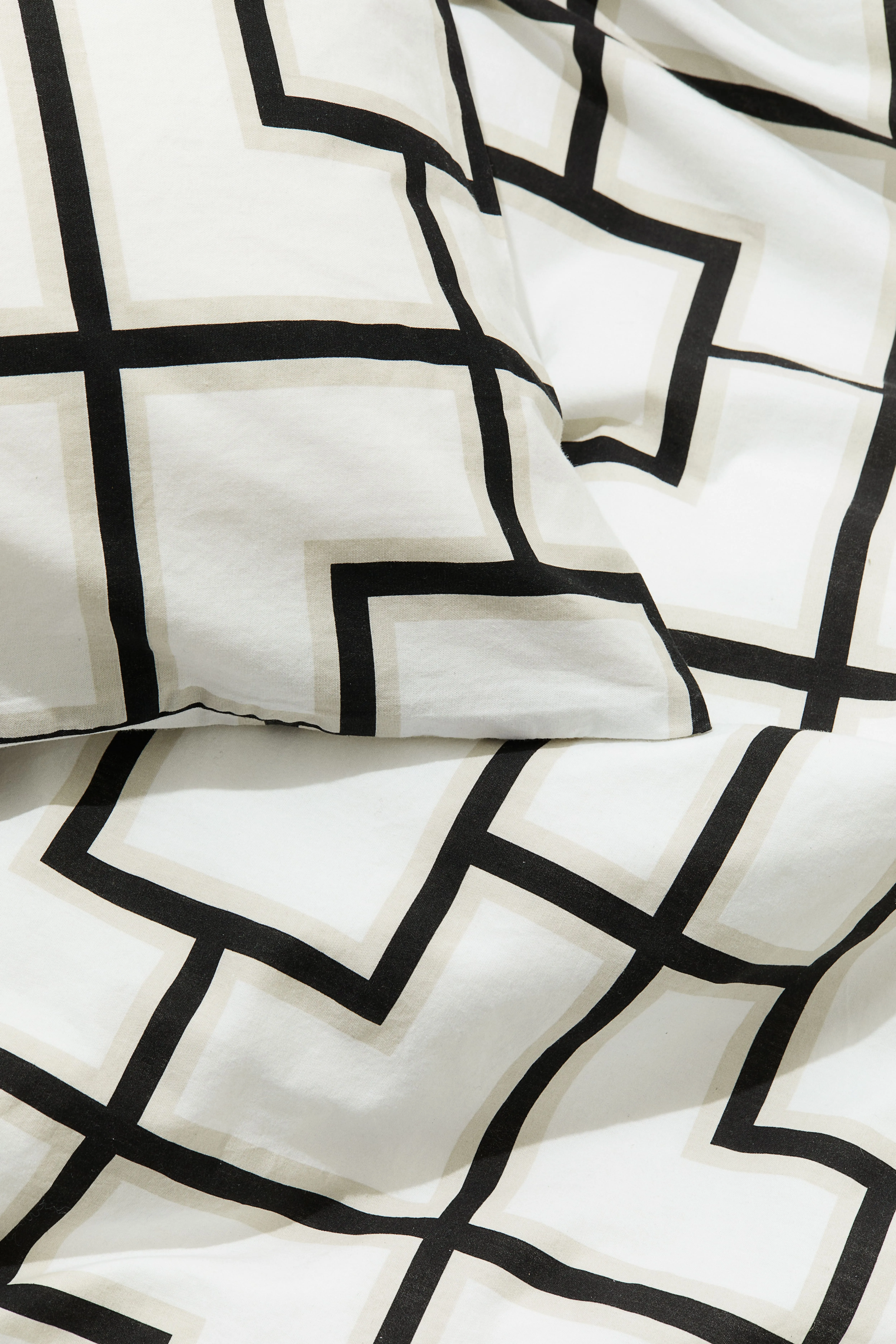 Graphic-print single duvet cover set - White/Patterned - Home All | H&M GB