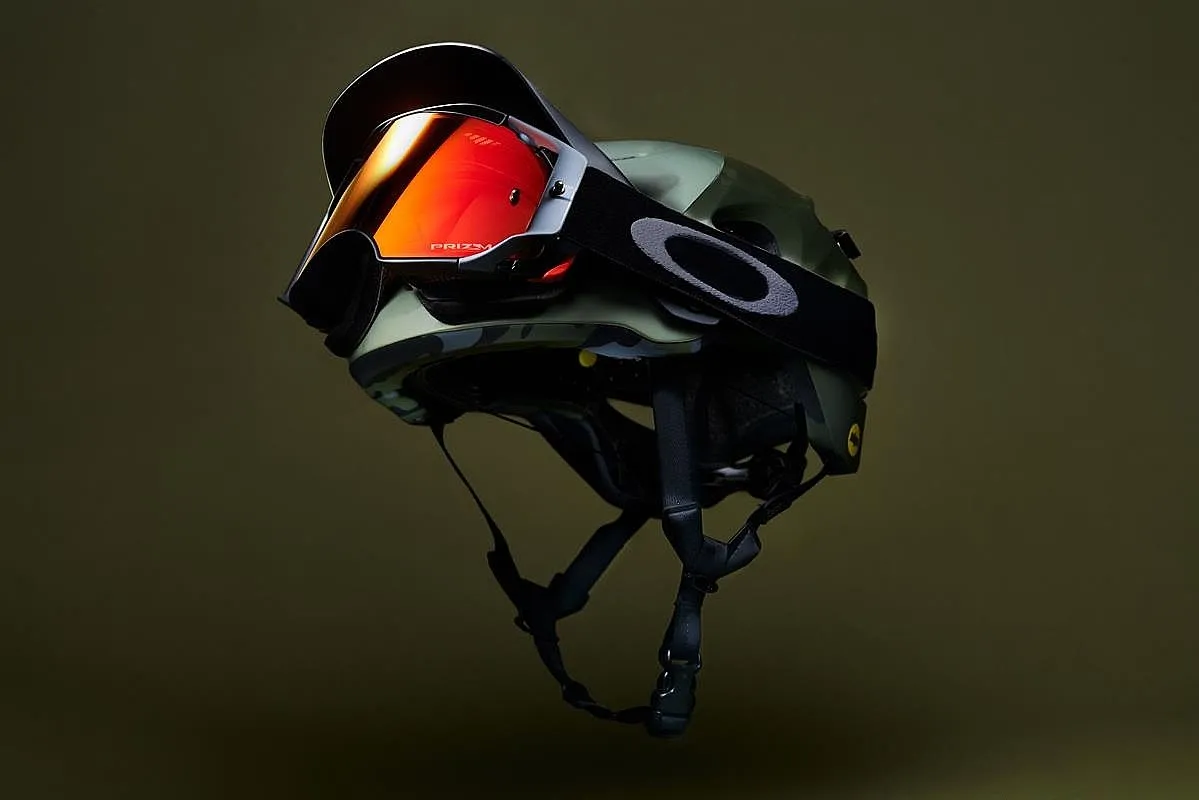 helmet Oakley DRT5 Europe Mips - Greg Minnaar Gray