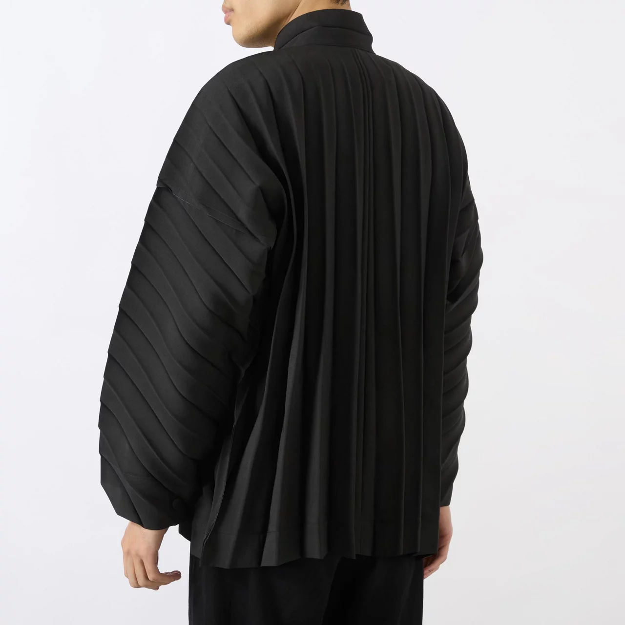 HOMME PLISSÉ ISSEY MIYAKE Edge Pleated Casual Jacket - Black