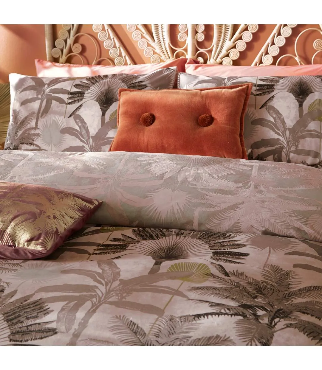 Malaysian palm duvet cover set blush Furn