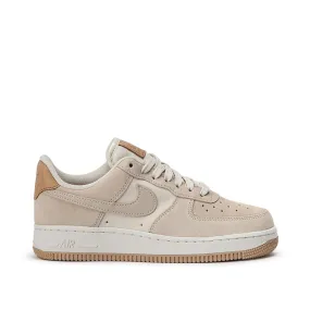 Nike WMNS Air Force 1 '07 SE Premium (Beige / White)