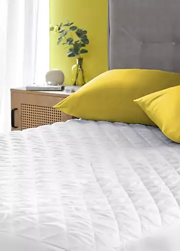 Snug Deeply Dreamy Mattress Protector | Kaleidoscope