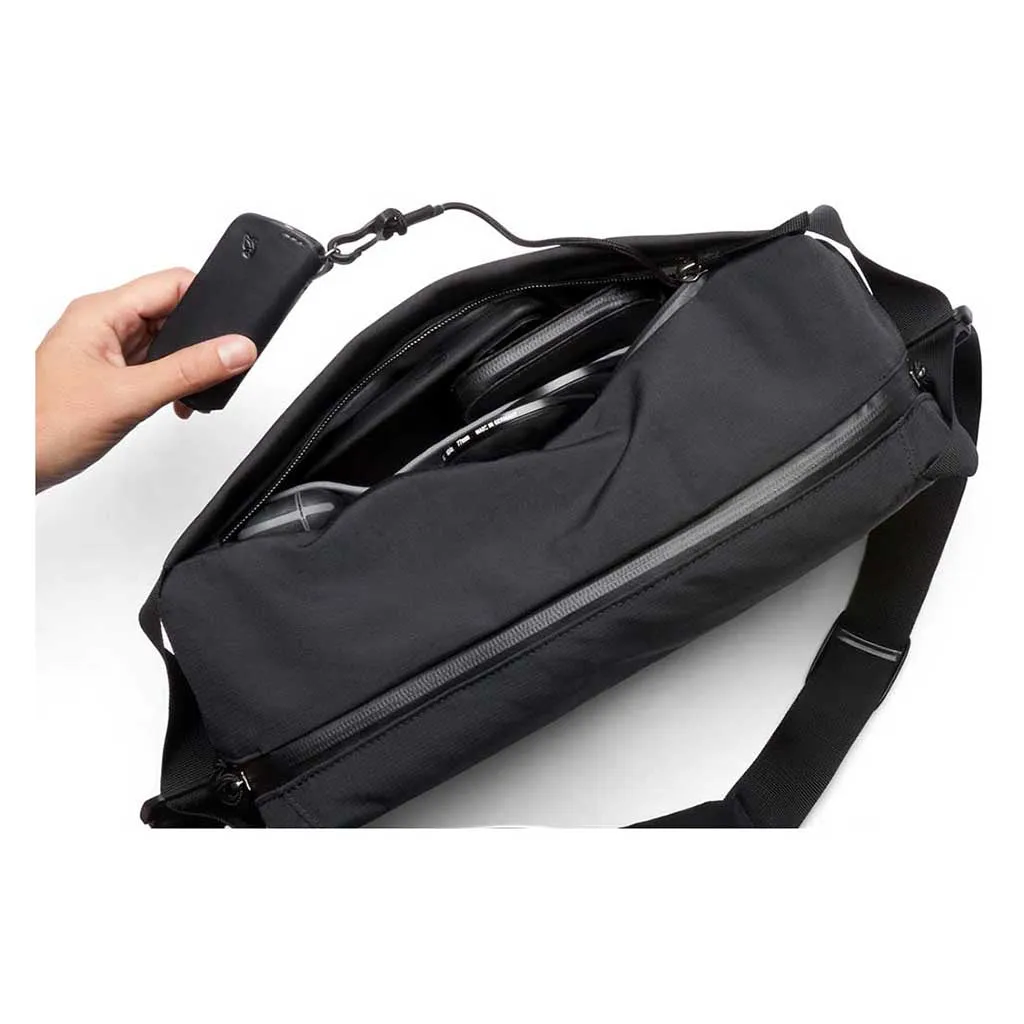 Venture Camera Sling 10L