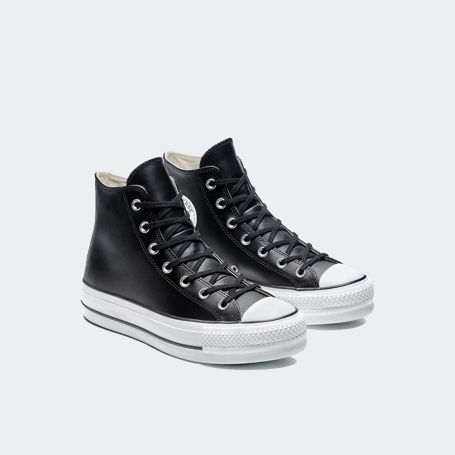 Women's Converse Clean Leather Platform Chuck Taylor All Star Shoes Black